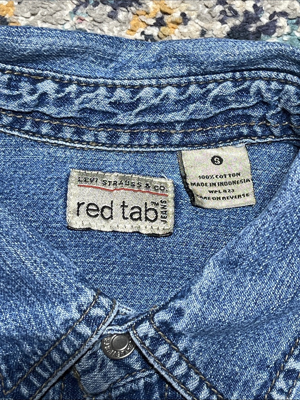Levi's Red Tab Denim Button-Down Shirt Size S - Picture 2 of 15